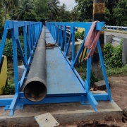 pipe carrying structure completed