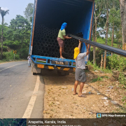 Moopainadu-Pipe unloading 