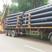 Pipe unloading