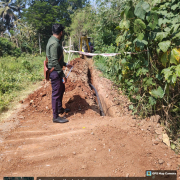 Distribution pipe laying