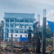 Column concreting in chemical house